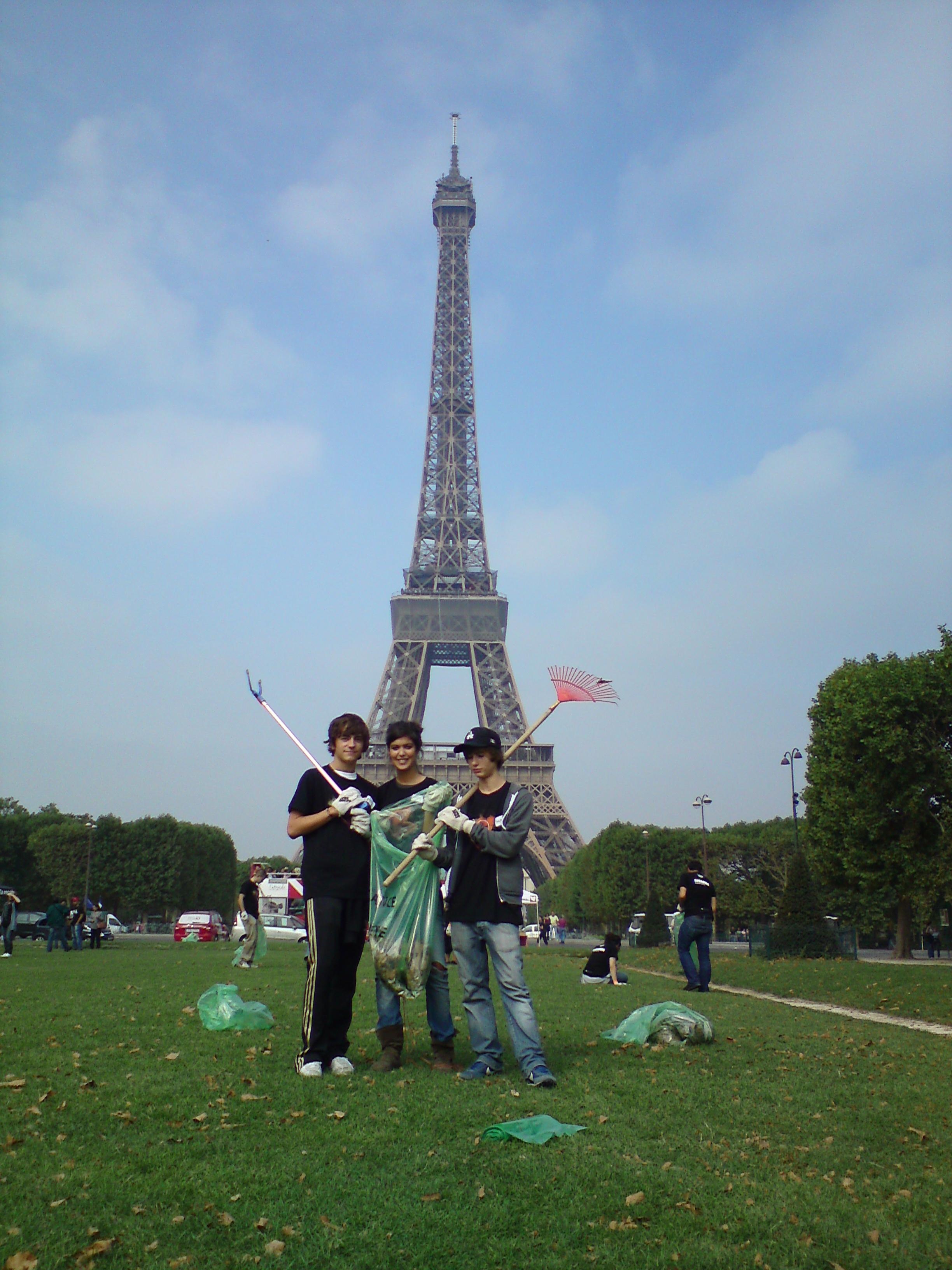 Eiffel tower vols 3